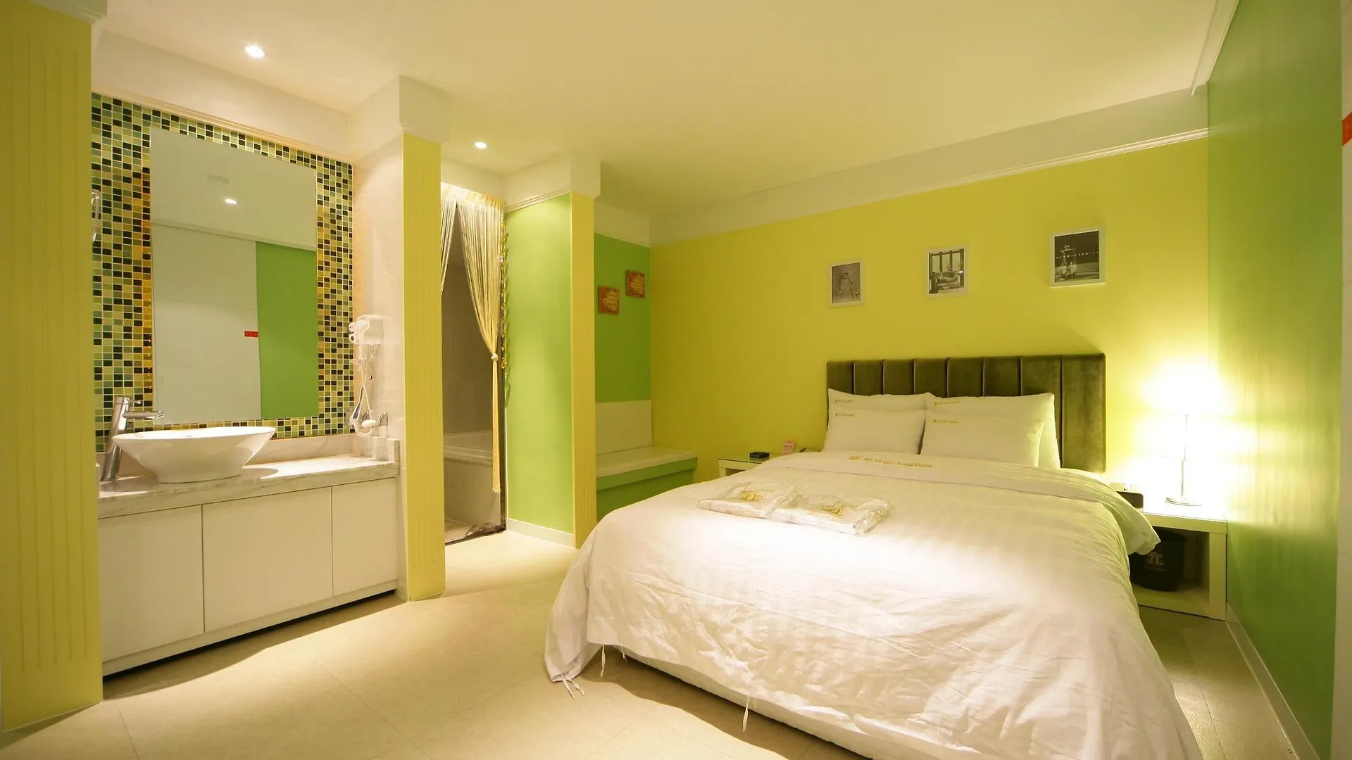 Motel Shinchon Aida Hotel Seoul